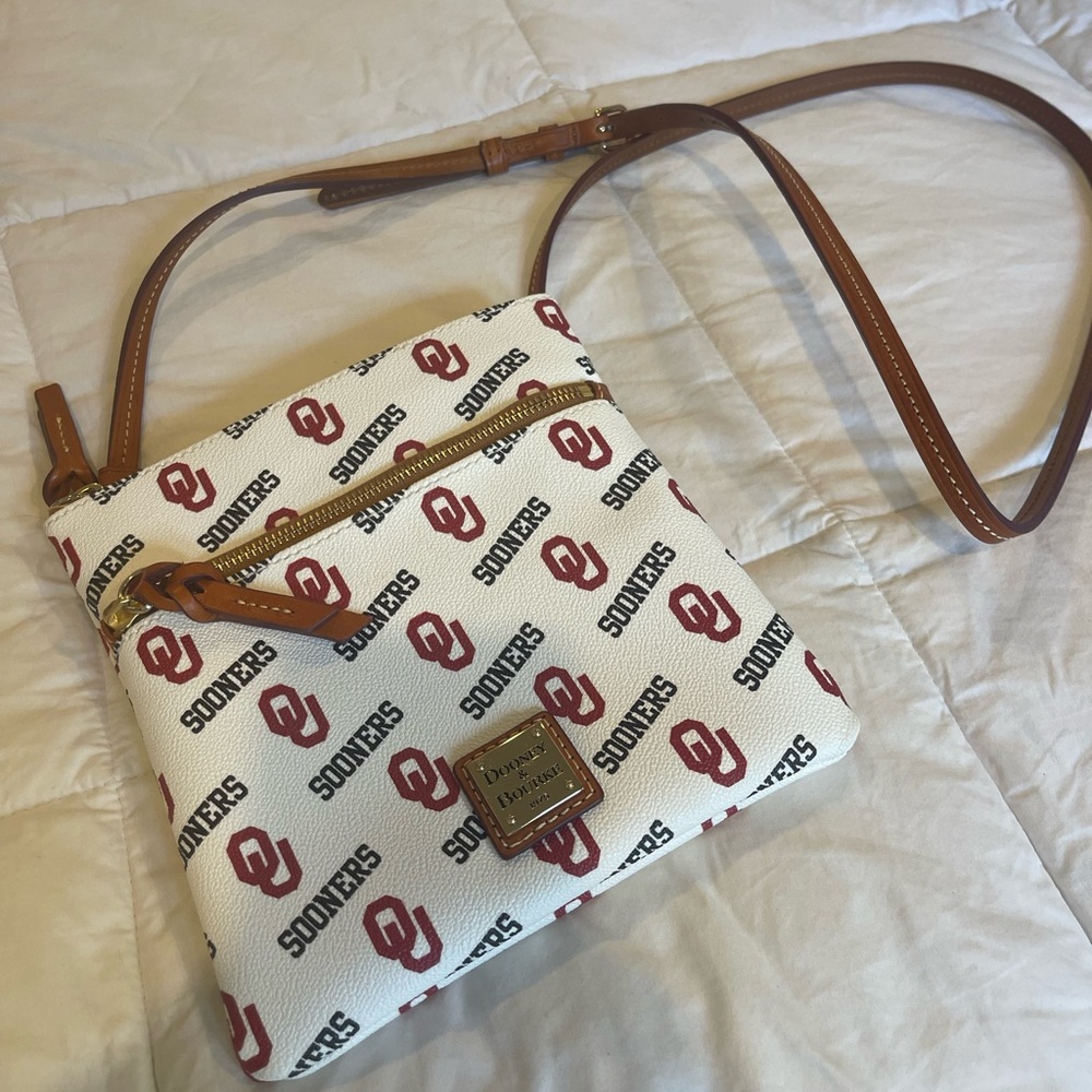 Dooney and Bourke OU Oklahoma crossbody purse